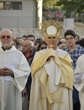 PROCESSIONE